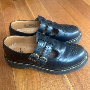 Dr. Martens Black Mary Janes (Size 6)